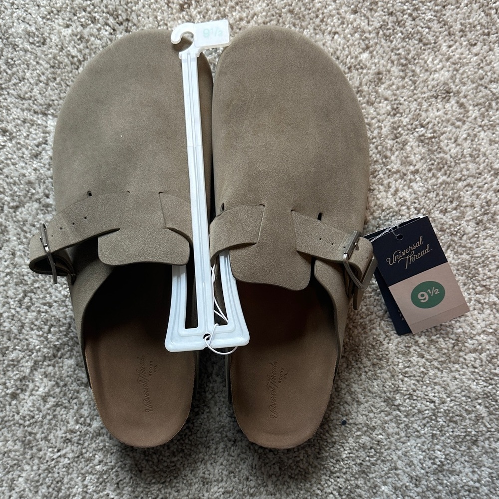 Universal Thread Tan Mules